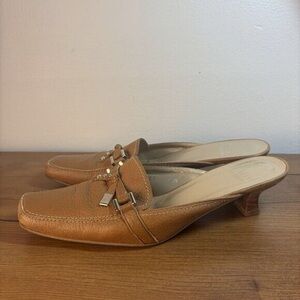 Elegant Tan Women's Mules